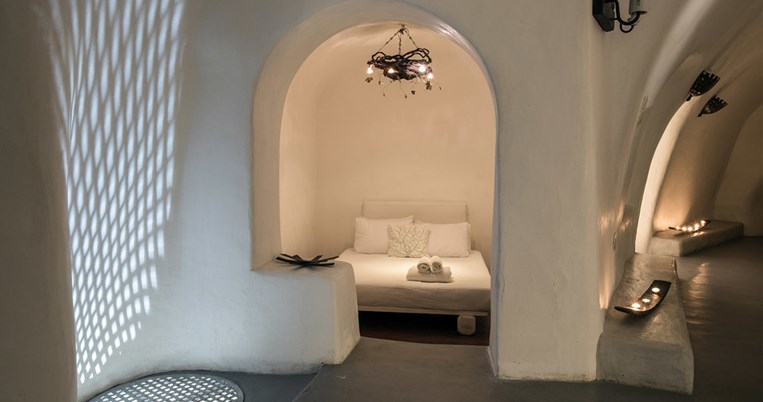 Αρχιτεκτονική του 17ου αιώνα και οινικές εμπειρίες στο Ducato Wine Hotel & Villas στη Σαντορίνης