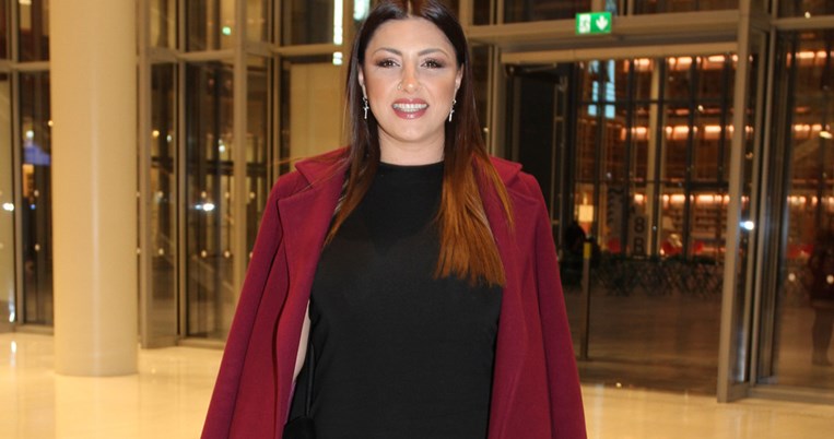 «Στεναχωρήθηκα τόσο πολύ, που χτες πήγα και έφαγα ένα μπέργκερ»