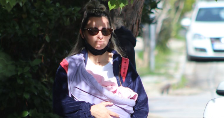 «Στην πρώτη εγκυμοσύνη στις 9,5 εβδομάδες έχασα το παιδί. Με σόκαρε, δε γνώριζα πόσο συχνό είναι»