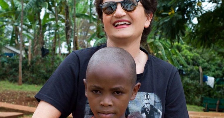 Άλκηστις Πρωτοψάλτη: «Υιοθέτησα ένα παιδί που μεγάλωνε στις φυλακές»