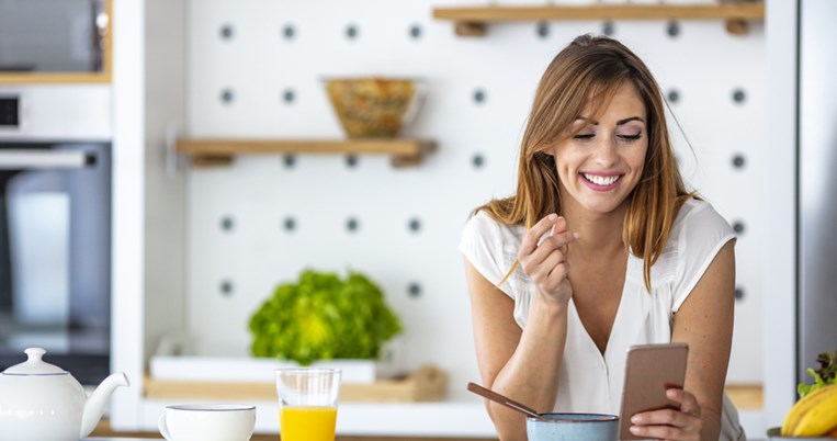 Διατροφή αντιγήρανσης: 10 συμβουλές για τονωμένο σώμα και λείο δέρμα
