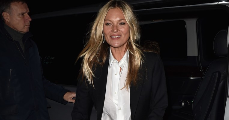 Kate Moss | Πρωταγωνιστεί στην καμπάνια της νέας συλλογής εσωρούχων της Kim Kardashian