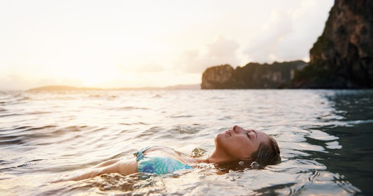Κολύμπι ή τρέξιμο; Ποια από τις δύο μορφές άσκησης είναι πιο αποτελεσματική;