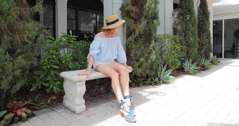 10 flat εσπαντρίγιες που θα φοράτε όλο το καλοκαίρι