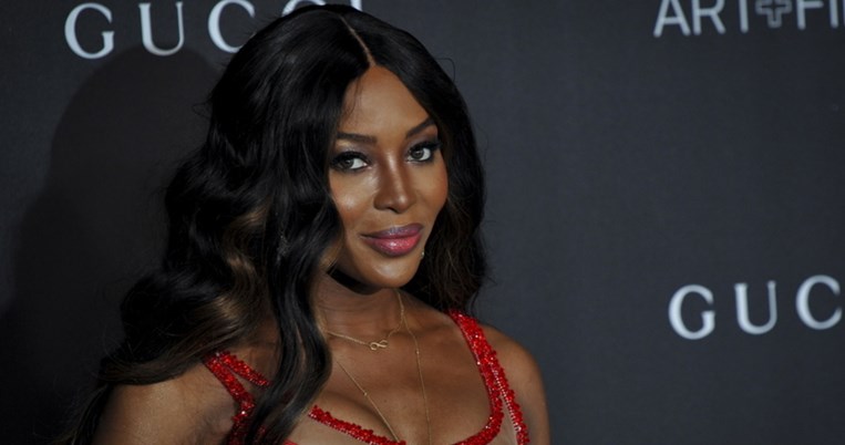 Naomi Campbell | Το εύκολο skincare tip που τη διατηρεί νέα στα 51 της χρόνια