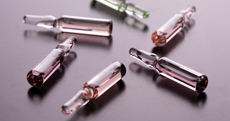 Ampoules | Όλα όσα θέλετε να ξέρετε για το νέο it skincare trend