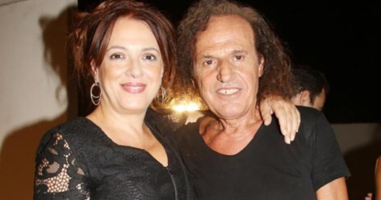 «Με καλή παρέα, παντού είναι ωραία»: Η σπάνια φωτογραφία της Ελένης Ράντου αγκαλιά με την κόρη της