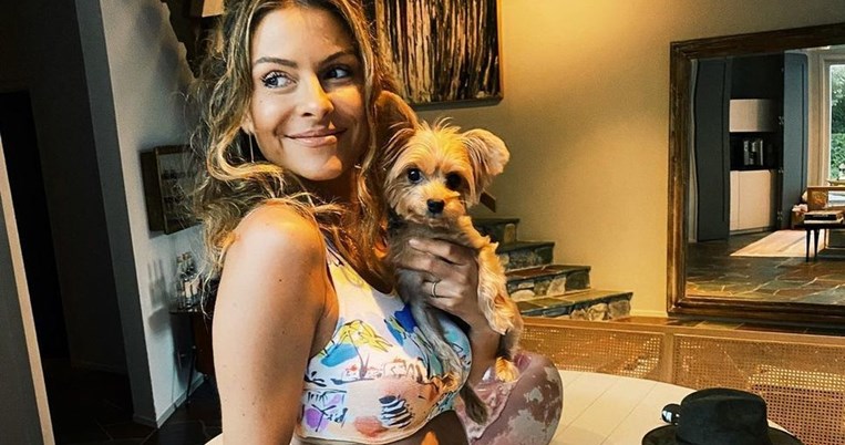 Η μεταμόρφωση της Μενούνος: Νέο κούρεμα και χρώμα στα μαλλιά με την υπογραφή του Δημήτρη Γιαννέτου