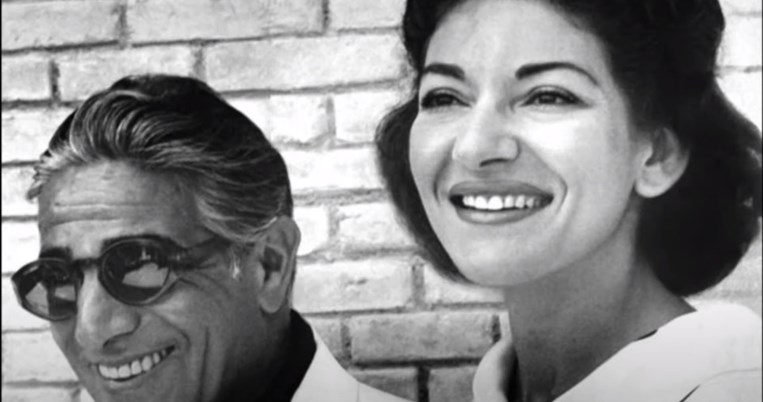 «Οι αντίζηλες»: Μία σπάνια φωτογραφία της Μαρίας Κάλλας με την Τίνα Λιβανού στους Δελφούς