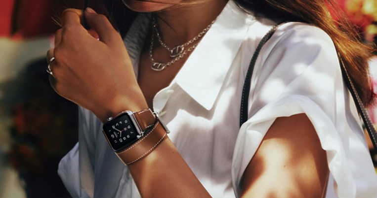 Apple Watch by Hermès: Ο digital κλασικισμός φοριέται στον δεξί καρπό 