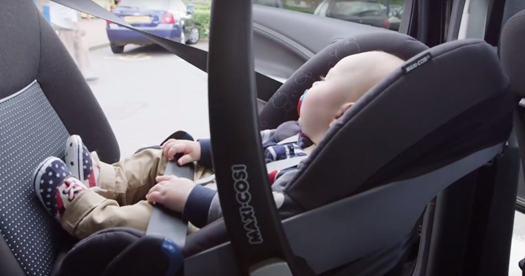 Όλα όσα πρέπει να ξέρετε για να μετακινείστε με ασφάλεια μαζί με το παιδί σας στο αυτοκίνητο