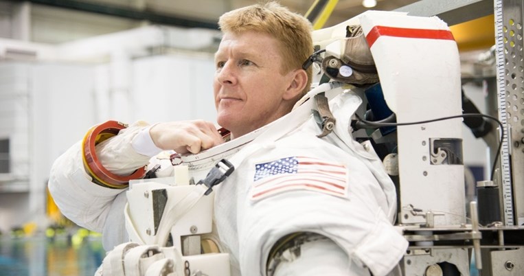 Τα ελληνικά νησιά εντυπωσιάζουν αστροναύτη. Η υπέροχη φωτογραφία που τράβηξε από το διάστημα