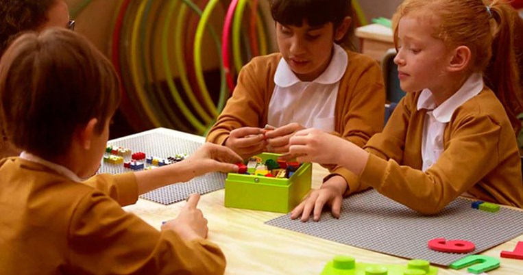 Τουβλάκια τύπου Lego βοηθούν τυφλά παιδιά να μάθουν να διαβάζουν