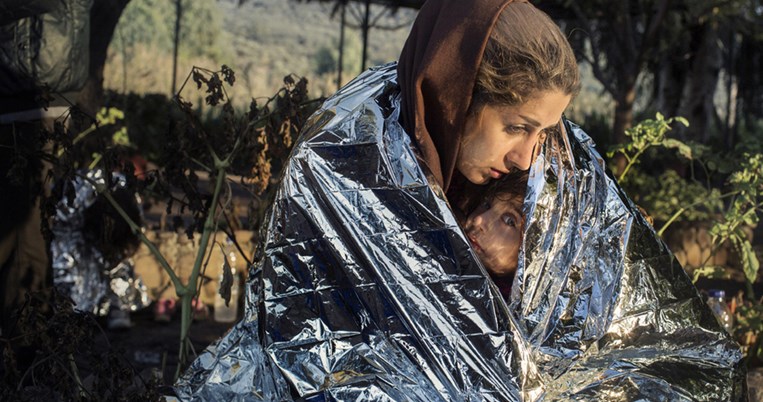 Μια μητέρα-πρόσφυγας στη Λέσβο μέσα στις καλύτερες φωτό του Sony Wold Photography Awards 