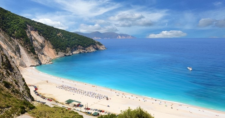 Η Corriere della Sera μας αποθεώνει.Οι 15 ωραιότερες ελληνικές παραλίες