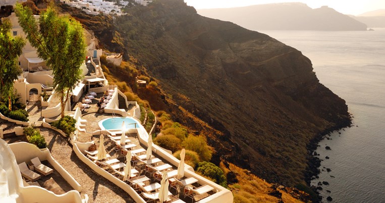 Δύο ελληνικά ξενοδοχεία στη λίστα του CNN με τα 20 ωραιότερα της Ευρώπης