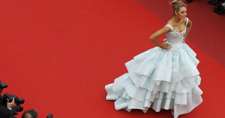 H εκτυφλωτική Blake Lively με Vivienne Westwood στις Κάννες, είναι ό,τι πιο classy είδαμε