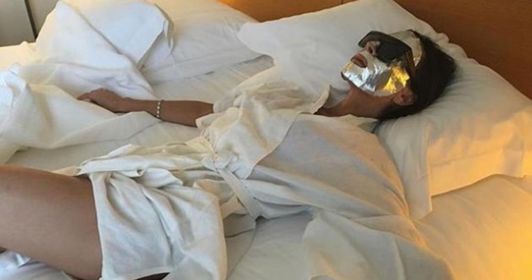 Βρήκαμε τη μάσκα ομορφιάς της Victoria Beckham. Σε ποιο brand ανήκει και πόσο κοστίζει; 