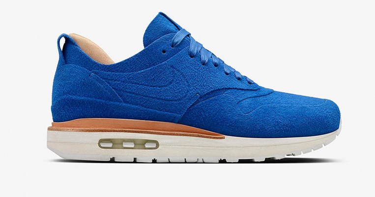 H Nike μόλις κυκλοφόρησε τα Air Max 1 Royal, τα sneakers με τον αυτοκρατορικό αέρα