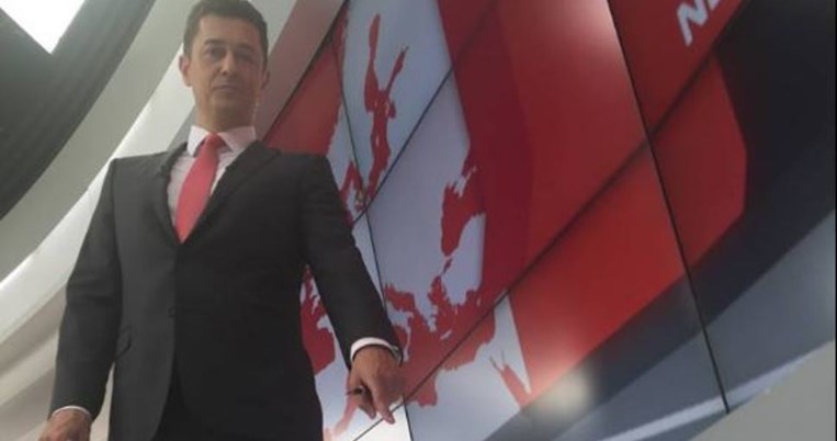 Tι σόκαρε τον Αντώνη Σρόιτερ στο στούντιο του Alpha χθες, αλλά συνέχισε το δελτίο;