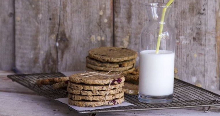 Πώς να φτιάξετε τα πιο γευστικά και υγιεινά μπισκότα για το πρωινό σας