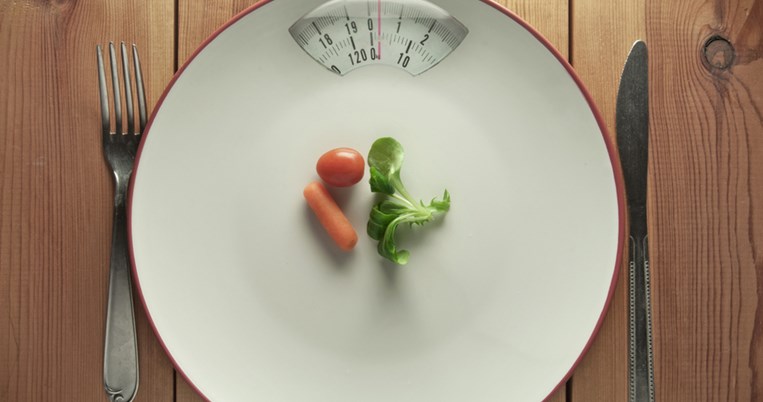 Διαλειμματική δίαιτα: Μπορείς να μείνεις 16 ώρες νηστική κάνοντας τη δίαιτα που είναι No 1 trend;