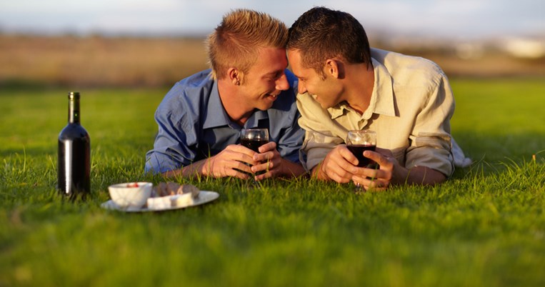 21 πράγματα που δεν είχες ιδέα πώς κάνουν καθημερινά οι ομοφυλόφιλοι