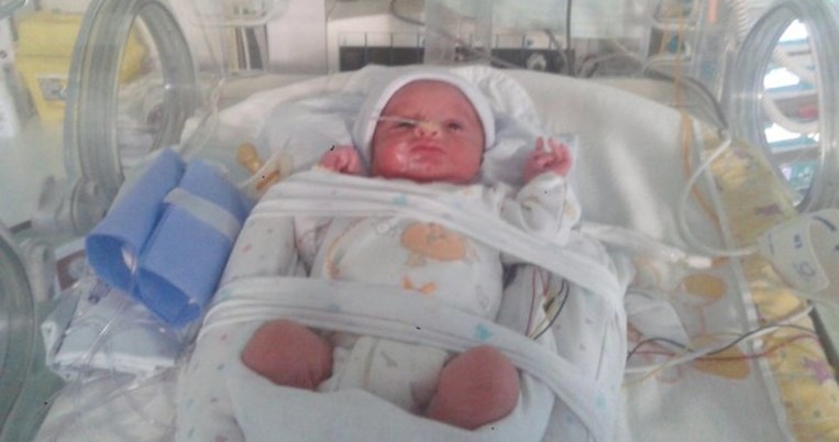 Μωρό γεννήθηκε με καισαρική τέσσερις μήνες μετά το θάνατο της μητέρας του