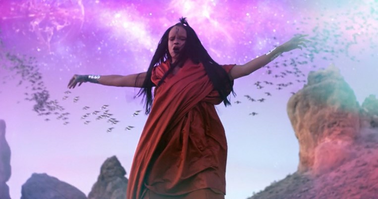 Η Rihanna είναι κυριολεκτικά από άλλο πλανήτη. Tο συγκλονιστικό videoclip από το Star Trek Beyond