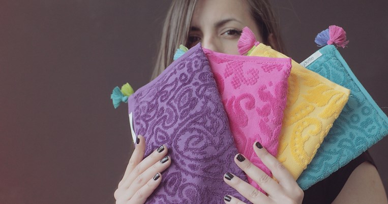 Dudette: Γιατί οι γυναίκες λατρεύουμε τα μπιχλιμπίδια;