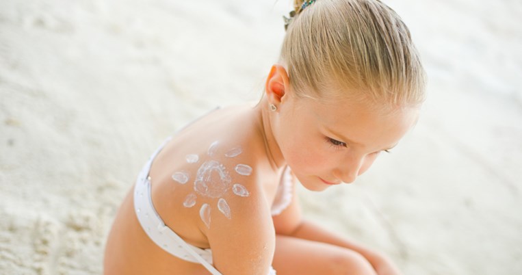 5+1 αντηλιακά για την προστασία των παιδιών από τον ήλιο