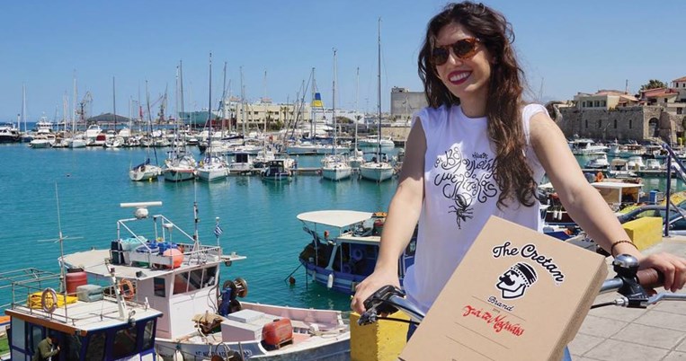 Μιλάς κρητικά; Θα φορούσες ένα T-Shirt που γράφει "Ήμαθε τσι κουλουμούντρες ο μελίτακας";
