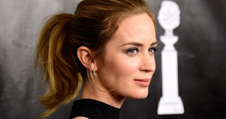 Η πρώτη δημόσια εμφάνιση της Emily Blunt μετά την γέννηση της κόρης της. Δείτε το σώμα της