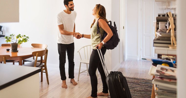 5 πράγματα που πρέπει να ξέρετε πριν κλείσετε ένα σπίτι μέσω Airbnb