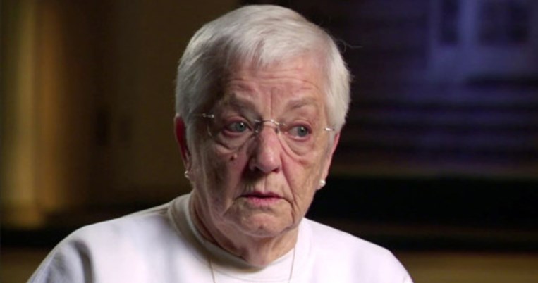 Aυτή είναι η καλύτερη απάντηση στον ρατσισμό. Και δόθηκε από μια γυναίκα σε 60''