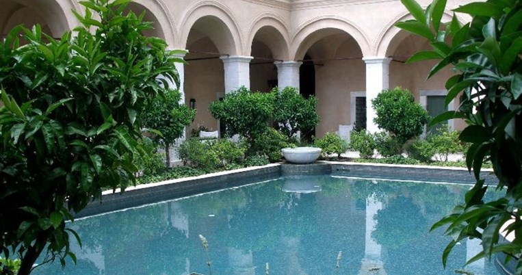 Ξενοδοχείο Ιμαρέτ στην Καβάλα. Οι δικές μας "χίλιες και μία νύχτες"