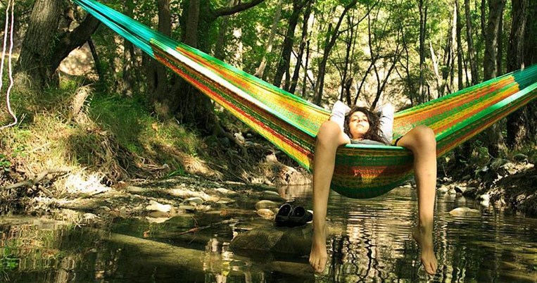 Οι Αιώρες της Αθήνας προσφέρονται για τρελό άραγμα και στιλάτες διακοπές