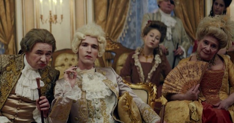 Η νέα διαφήμιση της ΙΚΕΑ είναι από άλλη εποχή και χλευάζει πανέξυπνα το Instagram