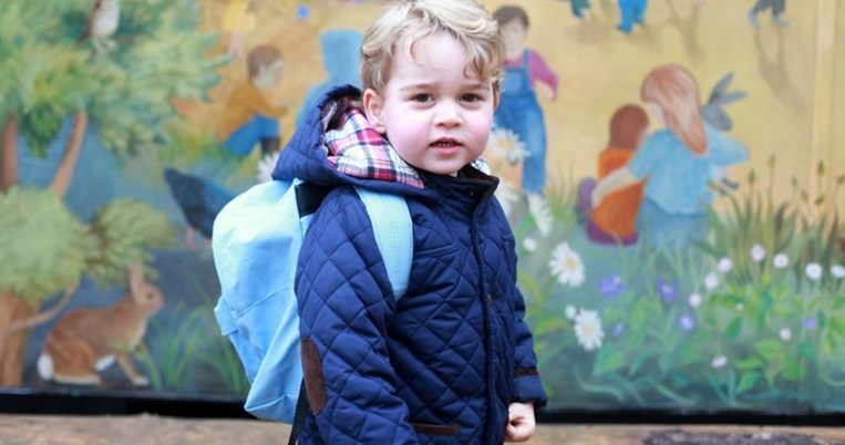 Το μπουφάν του μικρού πρίγκιπα George που φόρεσε την πρώτη μέρα στο νηπιαγωγείο  γίνεται sold out