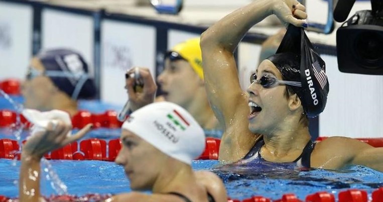 Γιατί οι κολυμβητές στο Ρίο φορούν δύο σκουφάκια; Το μυστήριο λύθηκε