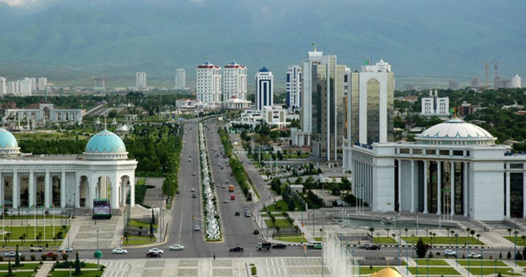 Ασγκαμπάτ, Τουρκμενιστάν: H παρανοϊκή πολυτέλεια μιας "άδειας" πόλης, όπου οι γυναίκες είναι απούσες