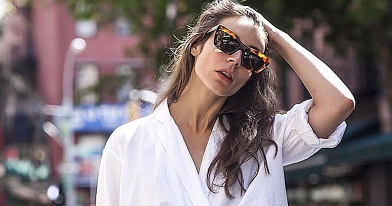 Ξεχνάμε τα κουμπιά. Αυτός είναι ο νέος τρόπος να φοράμε το πουκάμισό μας 