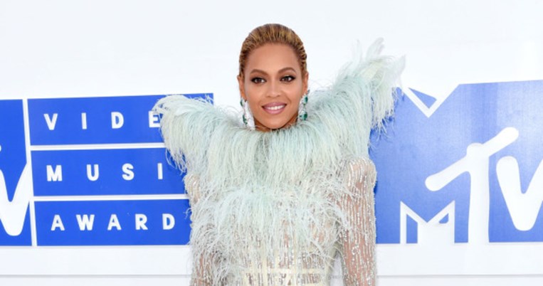 VMAS 2016: H Beyoncé απέδειξε (πάλι) πως είναι η μεγαλύτερη σταρ του πλανήτη