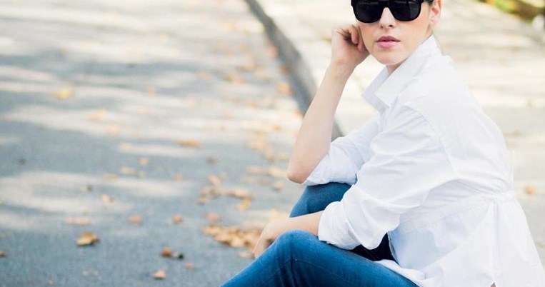 Αυτό το αξεσουάρ γνωστής σχεδιάστριας ταιριάζει με όλα τα outfit και μπορείς να το φτιάξεις μόνη σου