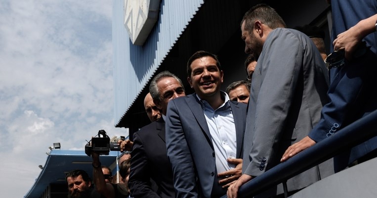 Τρολάρουν Τσίπρα: Με ποιο τραγούδι τον υποδέχθηκε η μπάντα στη ΔΕΘ