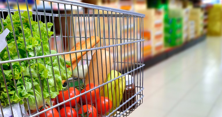 Για να πληρώσετε γρήγορα στο Super Market, επιλέξτε την ουρά με τα γεμάτα καλάθια