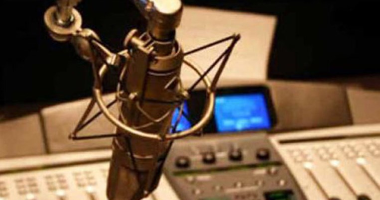 Πωλείται Ραδιοφωνικός Σταθμός με άδεια. Μήπως ήρθε η ώρα να αλλάξεις επάγγελμα; 