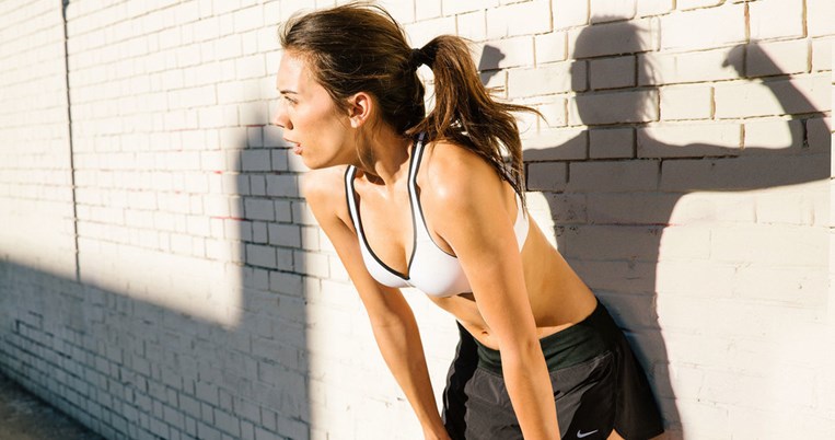 H συνεργασία των νέων sneakers της Nike έκανε πάταγο. Ξεπούλησε μέσα σε λίγες ώρες