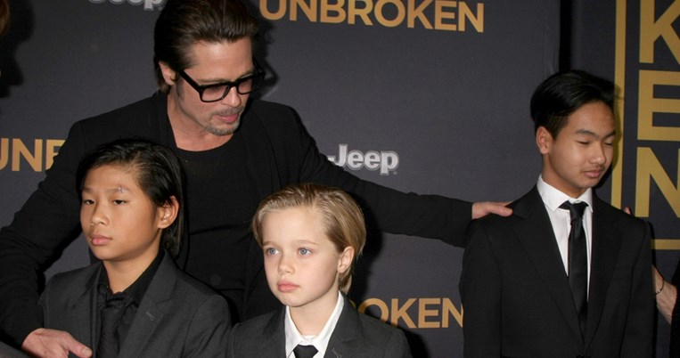 Σε βίντεο έχει καταγραφεί ο επίμαχος καυγάς του Μπραντ Πιτ με τον γιο του Μάντοξ