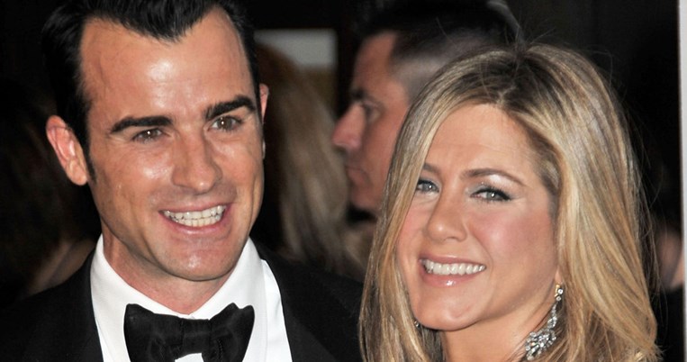 O Τζάστιν Θερού αποκάλυψε γιατί έχει πετύχει ο γάμος του με την Τζένιφερ Άνιστον